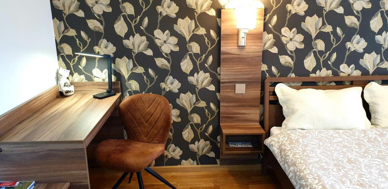 Uki-Modern Apartment With Parking Novi Sad Exterior foto